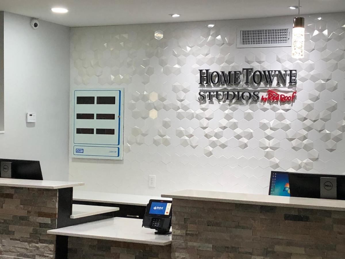 Hometowne Studios By Red Roof San Antonio E - Frost Bank Center Εξωτερικό φωτογραφία